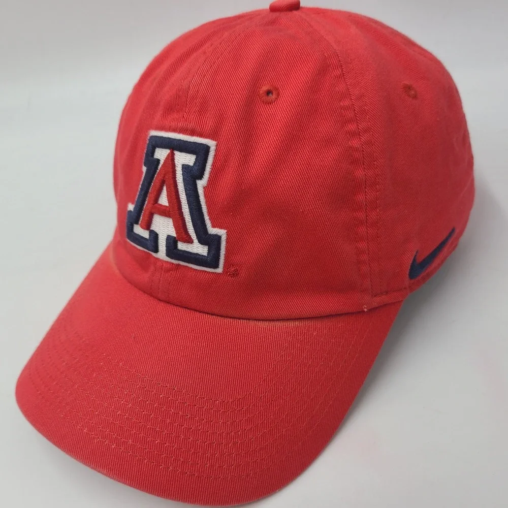 Arizona Wildcats Hat Strapback Nike Red Blue‎ NCAA Logo Heritage86 Dri-Fit Men